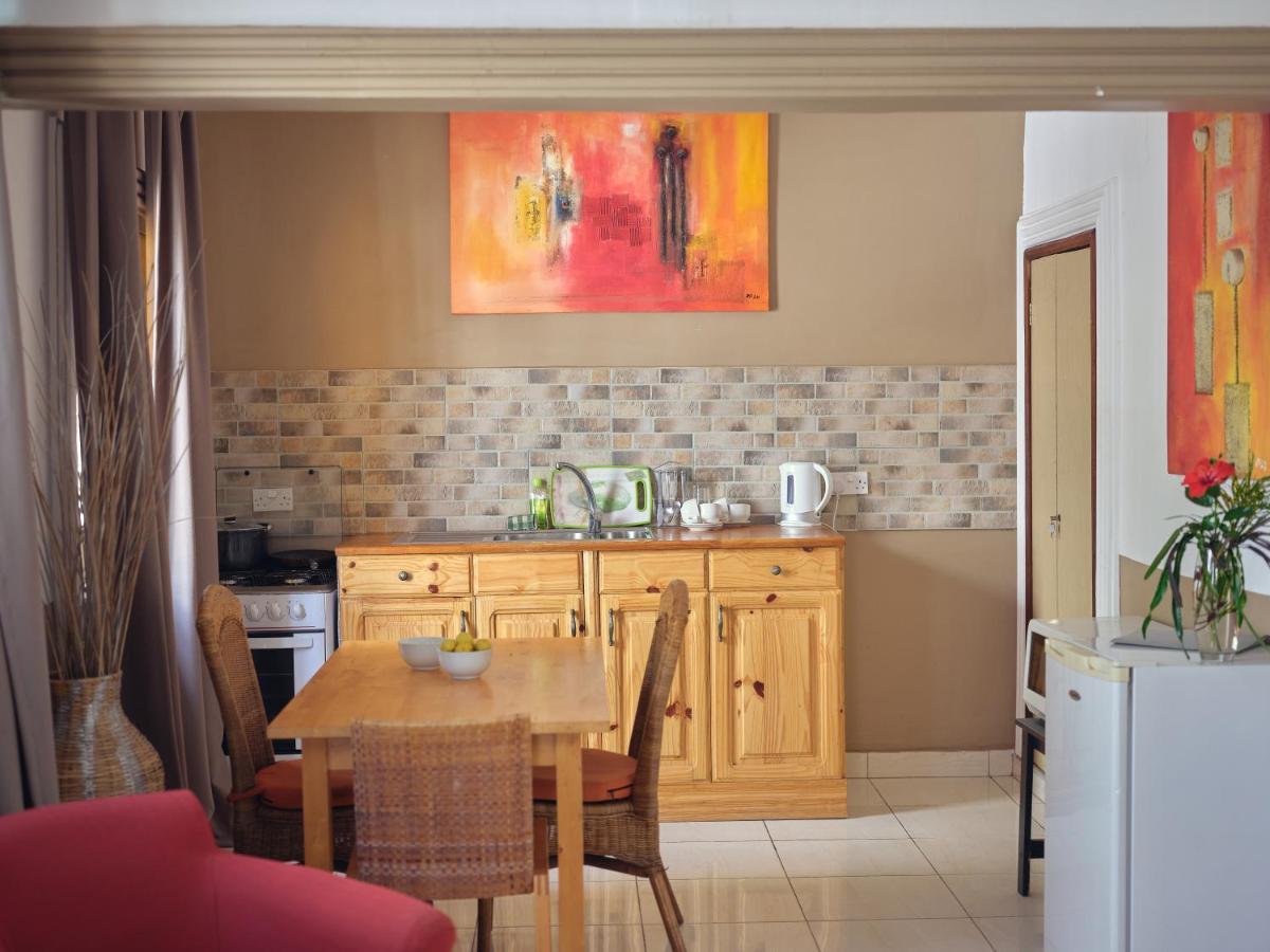 Pelican Residence Fajara Extérieur photo