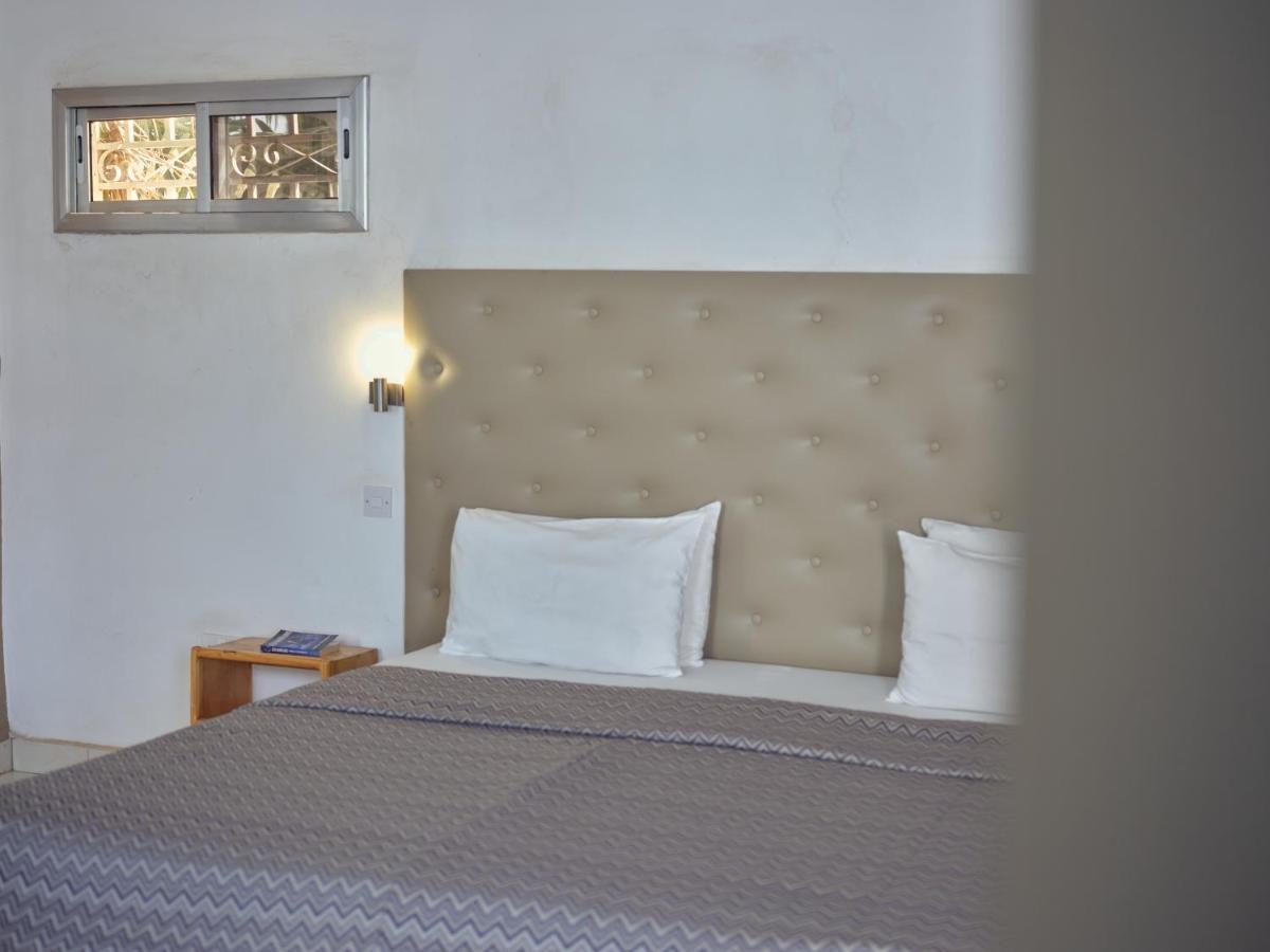 Pelican Residence Fajara Extérieur photo