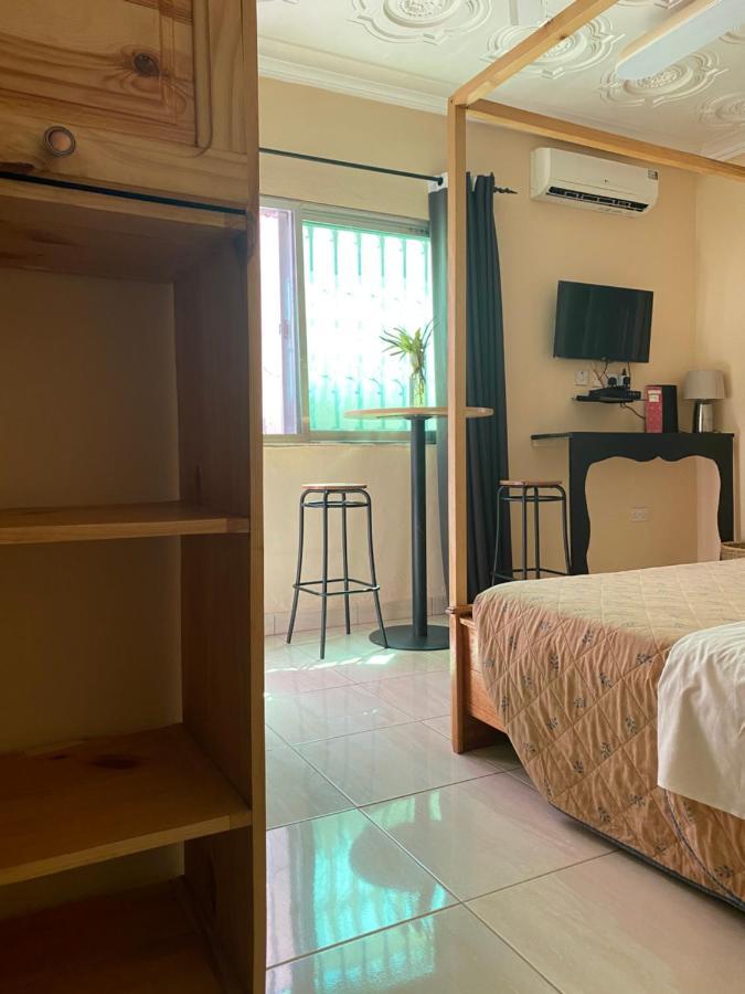 Pelican Residence Fajara Extérieur photo
